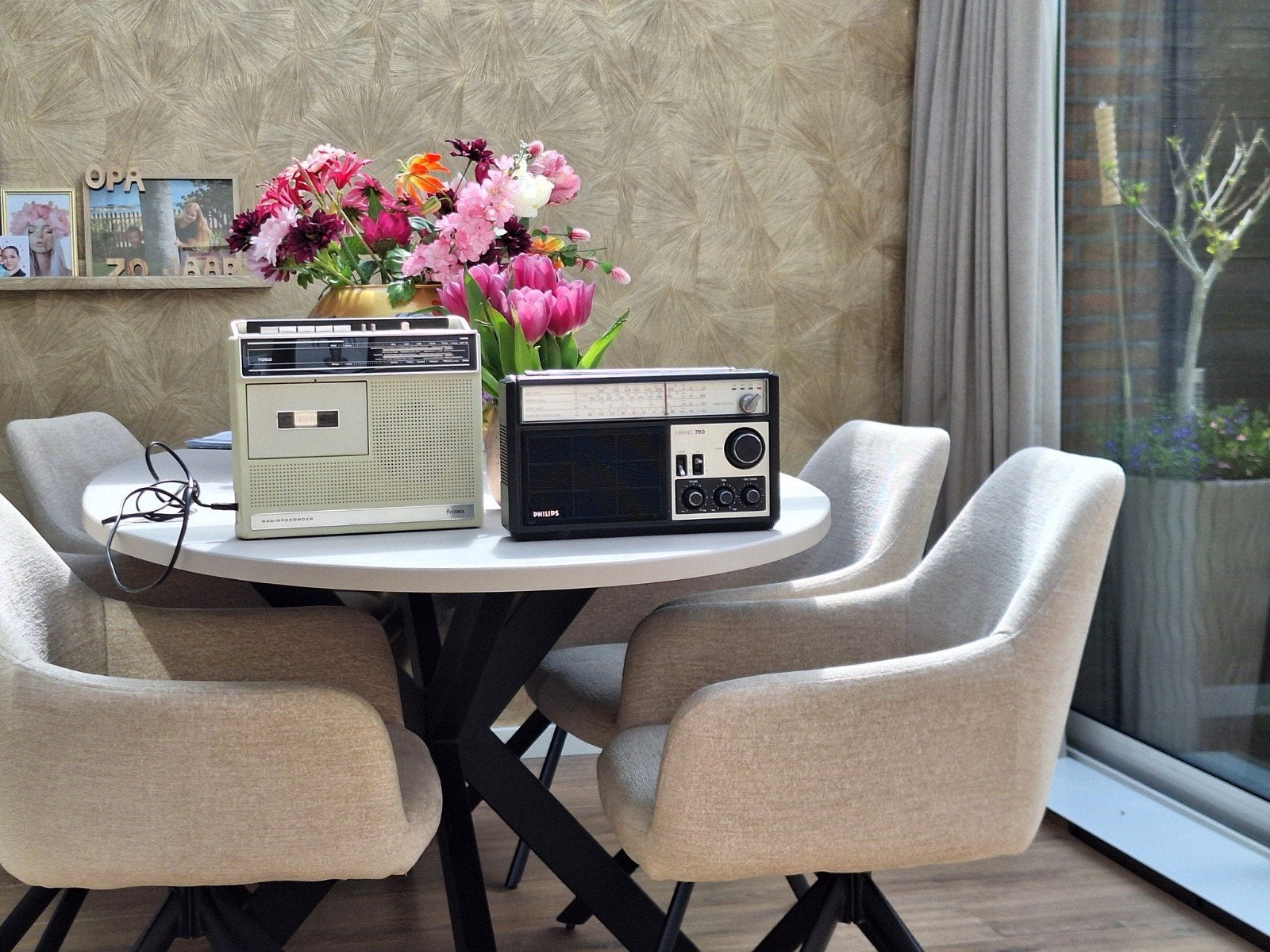 Vintage radios van Philips en Aristona, Audio, Tv en Foto, Ophalen, Philips