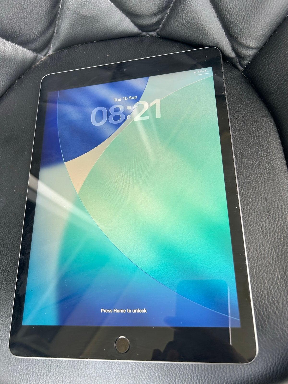 Apple iPad (8e gen) - 128GB Space Gray - In zeer goede staat, 10 inch, Apple iPad, Ophalen of Verzenden, Zo goed als nieuw