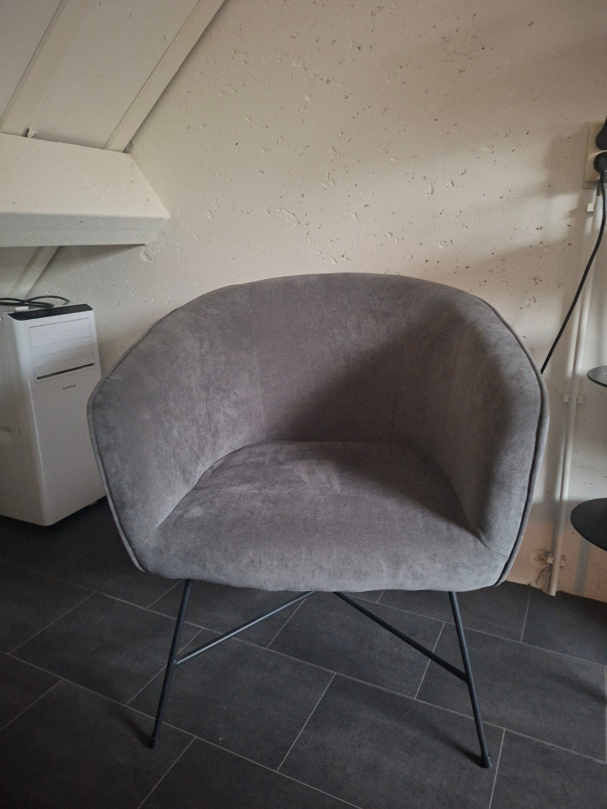 Grijze fauteuil van Jysk, Ophalen, Zo goed als nieuw, Grijs, Eén