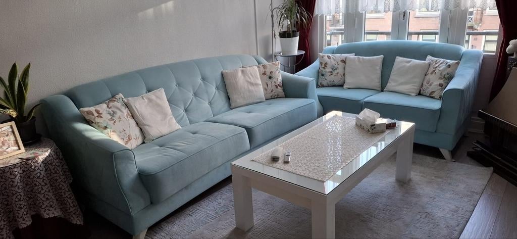Uitschuifbare eettafel, stoelen en salontafel set, Ophalen, Zo goed als nieuw, 75 m² of meer, Laminaat