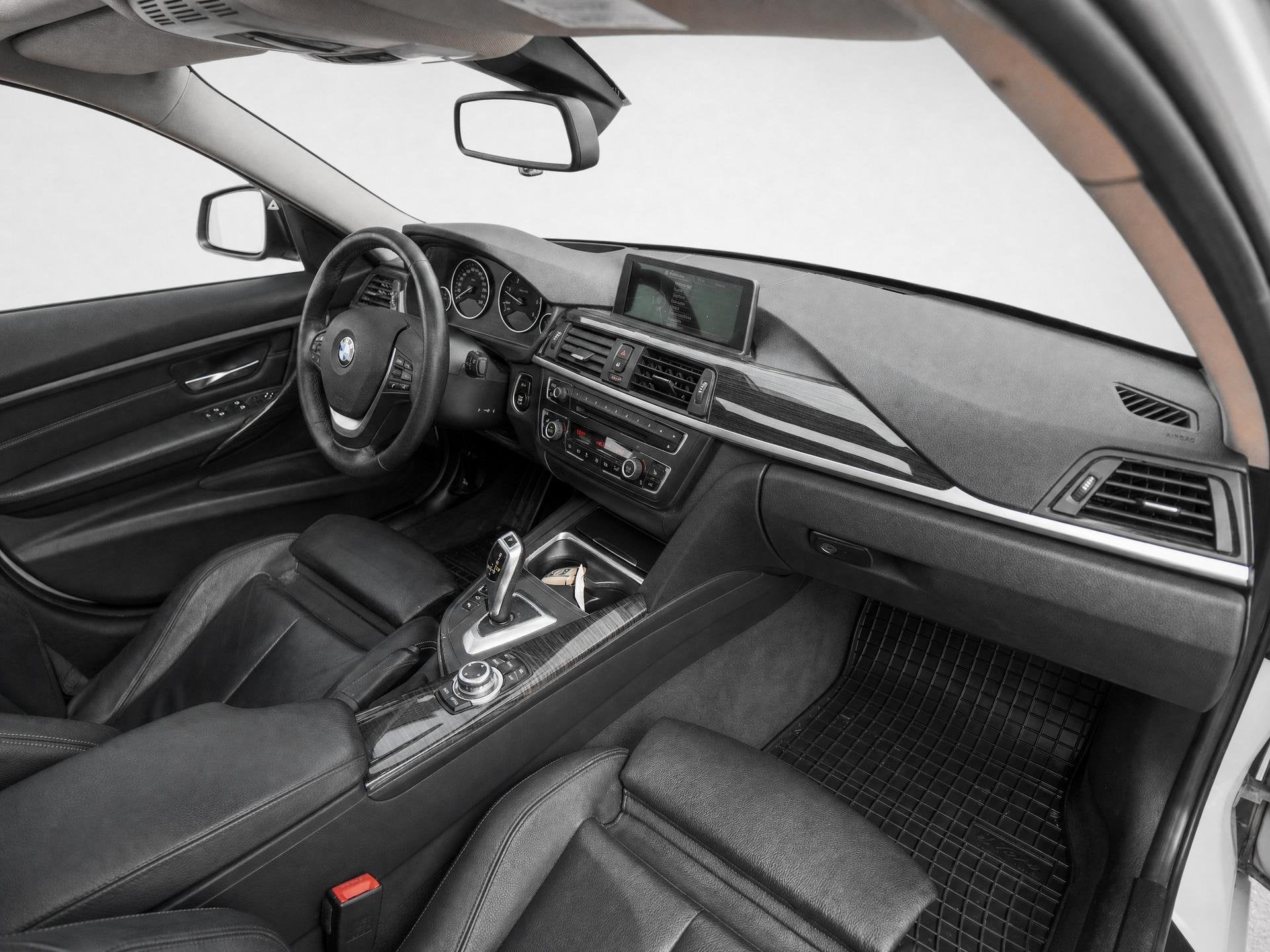 BMW 3-serie Touring 320d High Executive | Pano | Hud | Deale, Auto's, Zwart, 4 cilinders, Wit, Diesel
