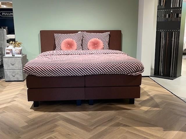 Boxspring vlak 180x210 cm in een hazel kleur, Ophalen, Sommelsdijksehaven 19, Bruin, 180 cm