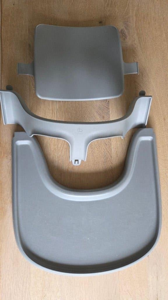 Grijze babyset met tray, tuigje & kussen voor Tripp Trapp, Ophalen, Gebruikt, Meegroeistoel, Gordel(s)