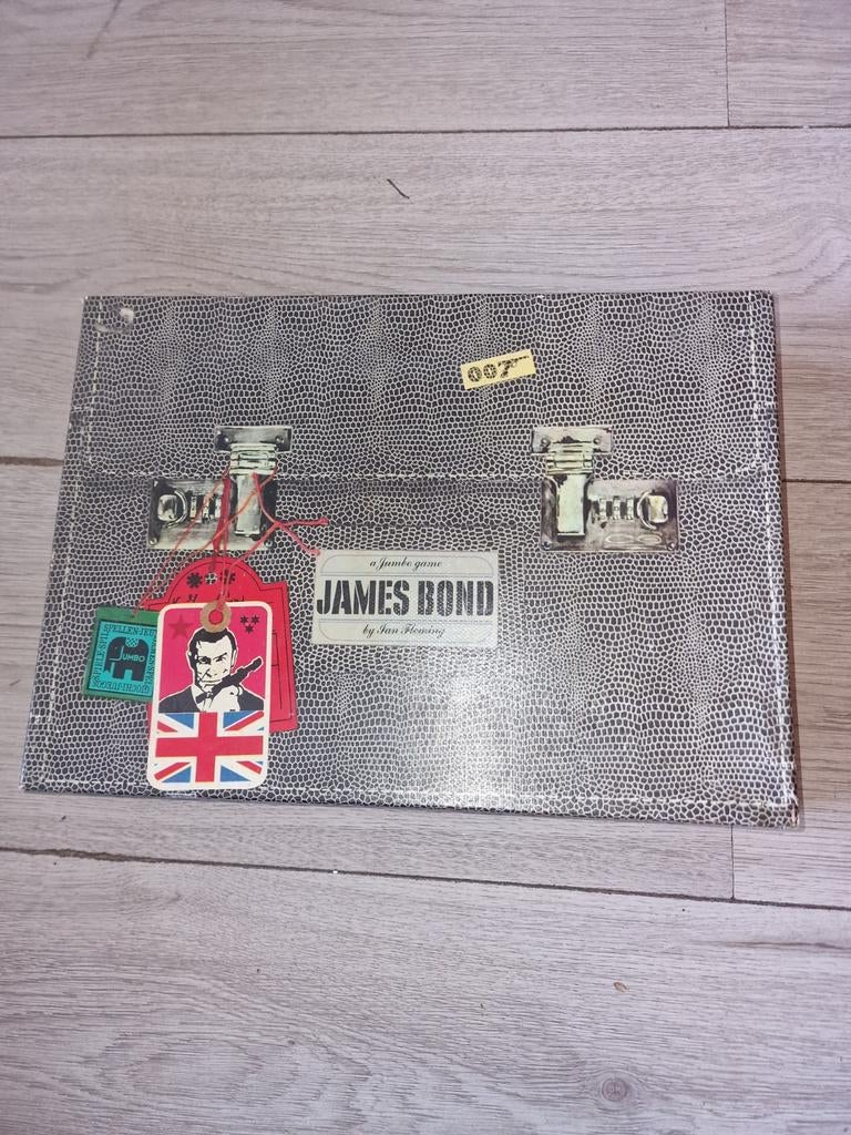 James Bond bordspel uit de jaren '60 - Puntgaaf, Hobby en Vrije tijd, Gezelschapsspellen | Bordspellen, Ophalen of Verzenden