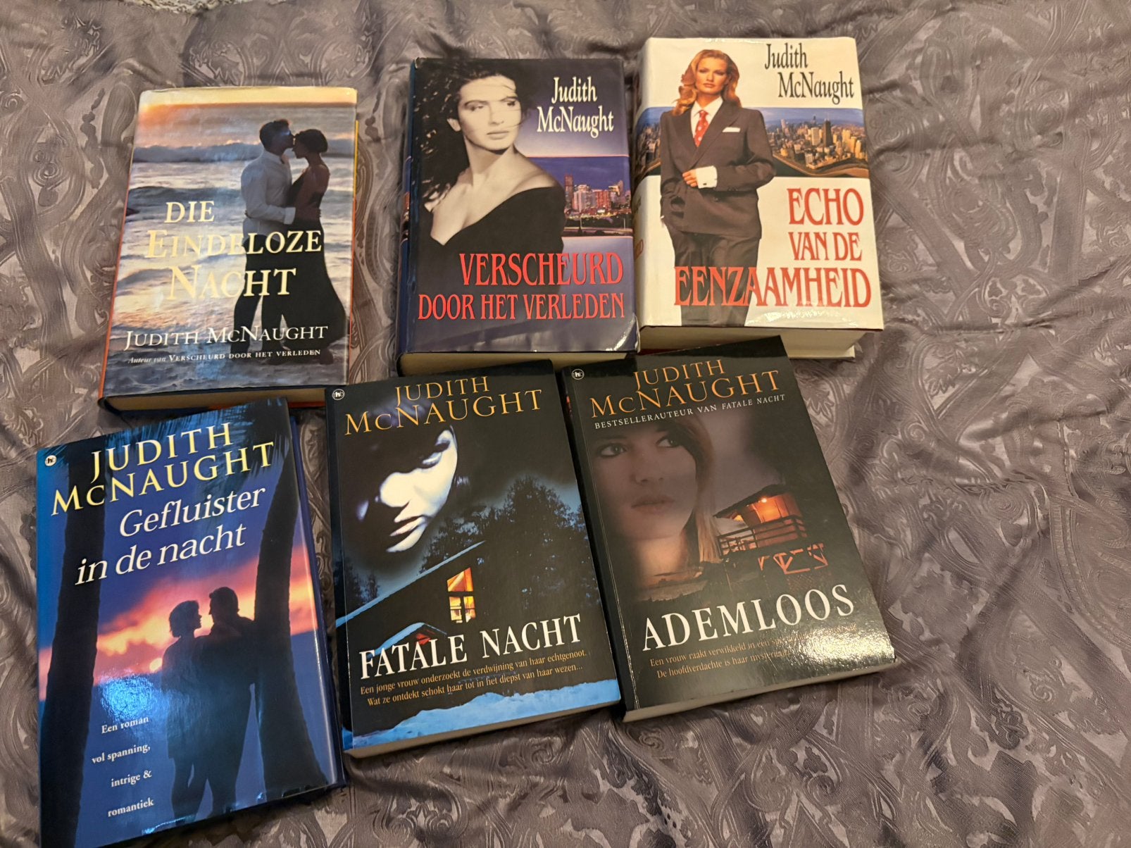 Patricia Cornwell Nora Roberts Judith Mcnaught, Ophalen, Zo goed als nieuw