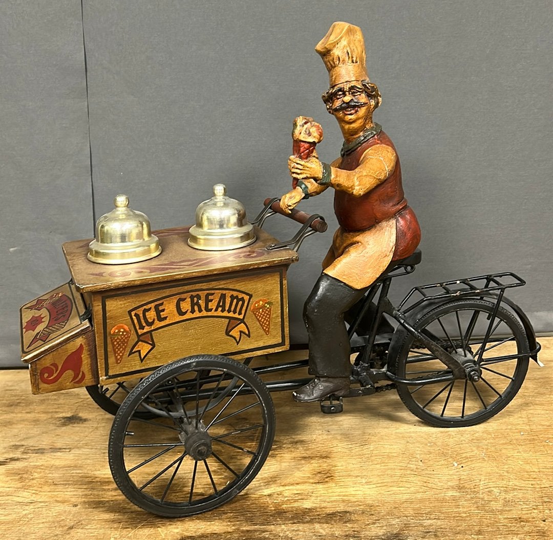 Bakfiets met ijs verkoper. Werkt echt., Ophalen of Verzenden, Zo goed als nieuw, Decoratie