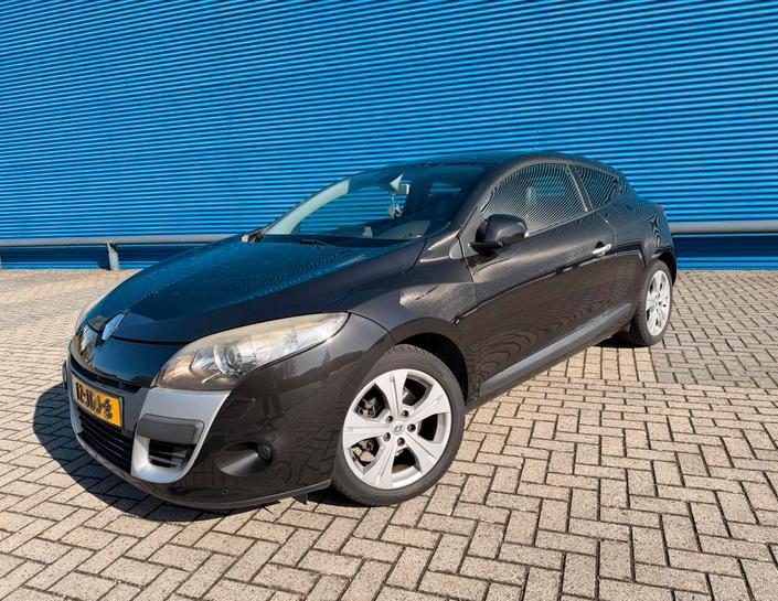 Renault Mégane 1.6 16V 81KW Coupe 2009 Zwart, Auto's, Renault, Voorwielaandrijving, Zwart, 4 cilinders, Zwart