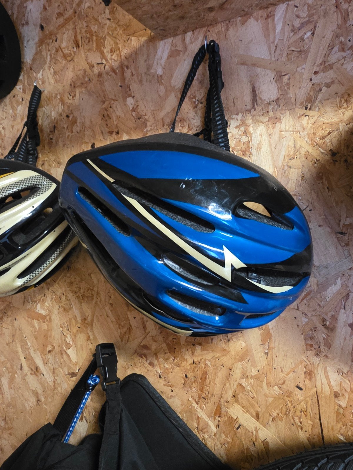 fietshelmen 3x, Ophalen of Verzenden