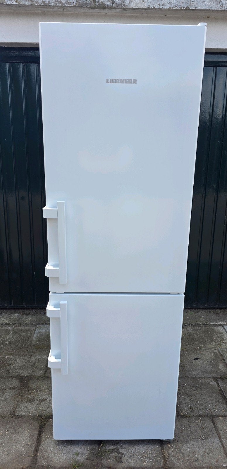 Liebherr vrijstaande koelvriescombinatie No Frost Power Cool, Ophalen, 200 liter of meer, 60 cm of meer, Met aparte vriezer
