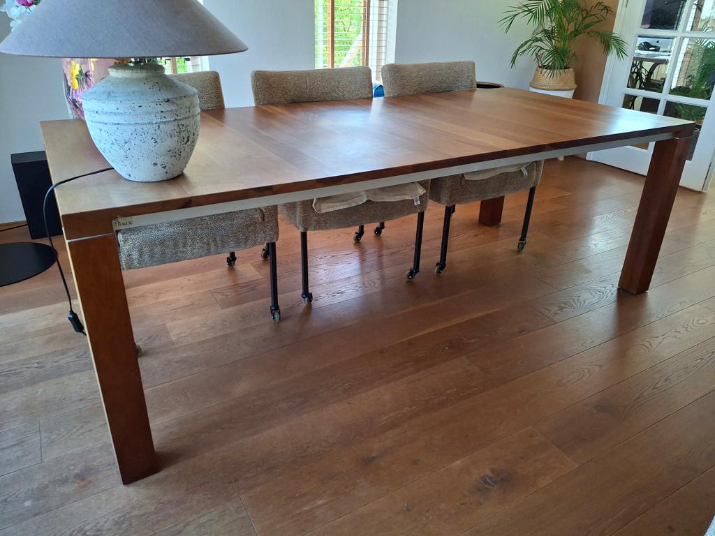 Leolux Eettafel, Huis en Inrichting, Ophalen, Overige materialen, Gebruikt, 200 cm of meer