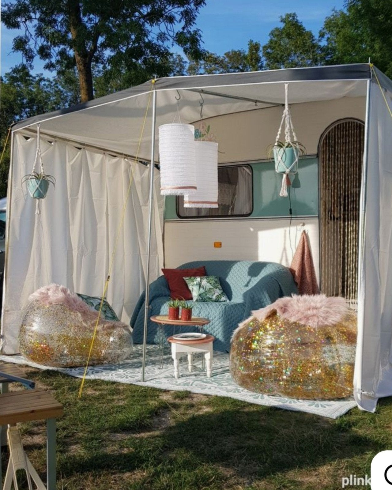 Twee opblaasbare stoelen goud kleur voor op de camping, Kunststof, Nieuw, Minder dan 200 cm, Ophalen