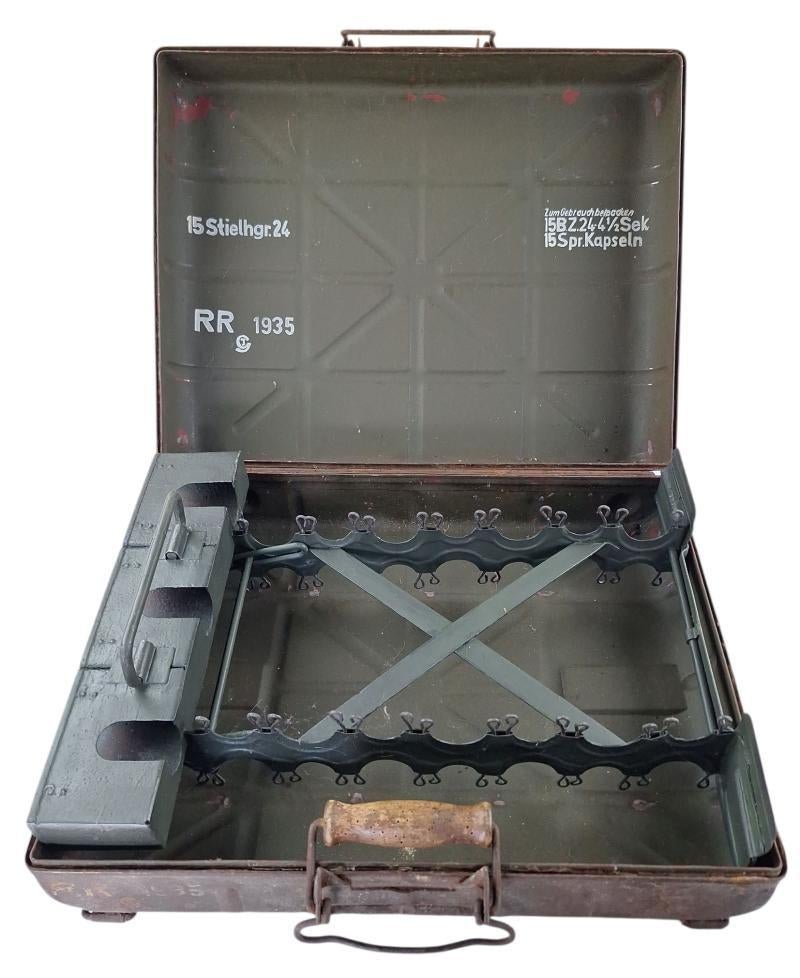 zeldzame duitse ww2 kist in gebruikte staat met binnenwerk, Ophalen of Verzenden, Duitsland, Kist of Geocache