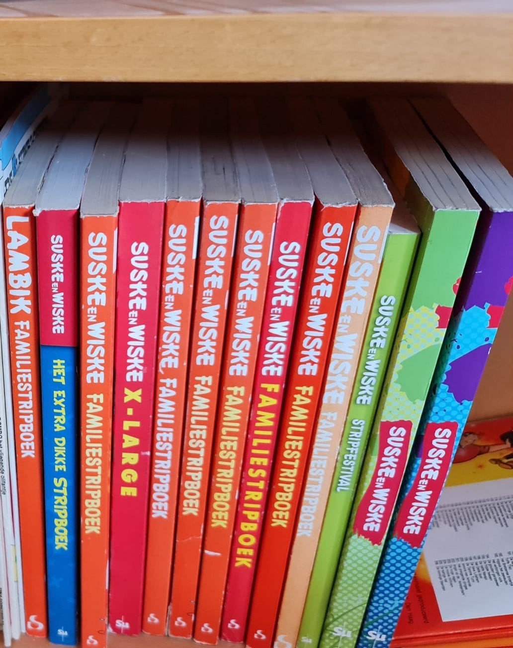 Suske en Wiske serie 67 t/m 267 plus familieboeken, Meerdere stripboeken, Ophalen of Verzenden, Gelezen