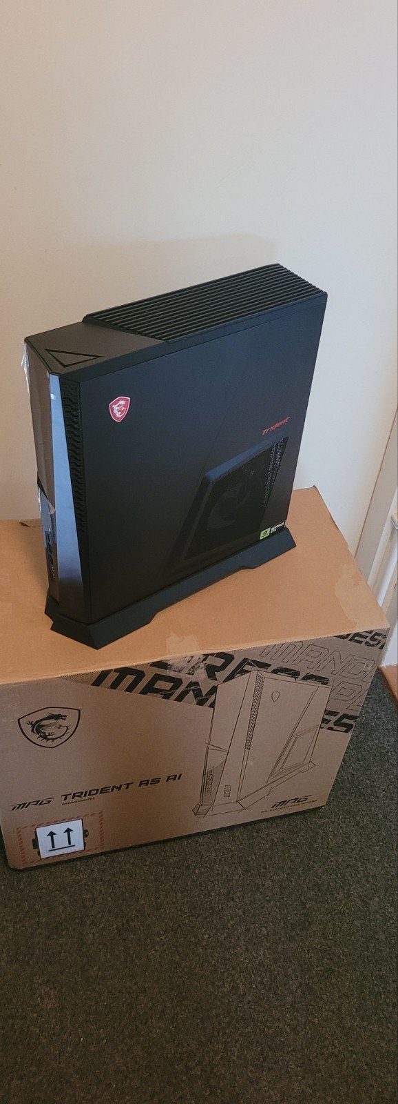 msi trident ai   (barebone)  socked 1851 intel ultra, MSI, Ophalen of Verzenden, Zo goed als nieuw, Gaming