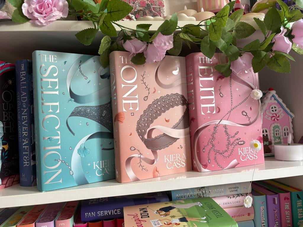 Fairyloot - the selection serie, Ophalen of Verzenden, Nieuw