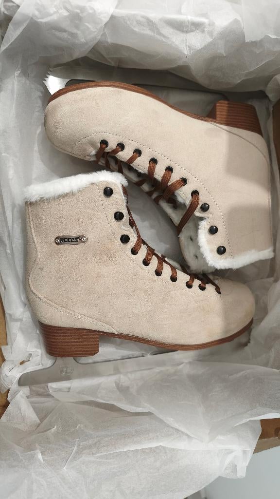 Figure skates Roces size 39, Sport en Fitness, Ophalen, Gebruikt, Kunstschaatsen, Overige merken
