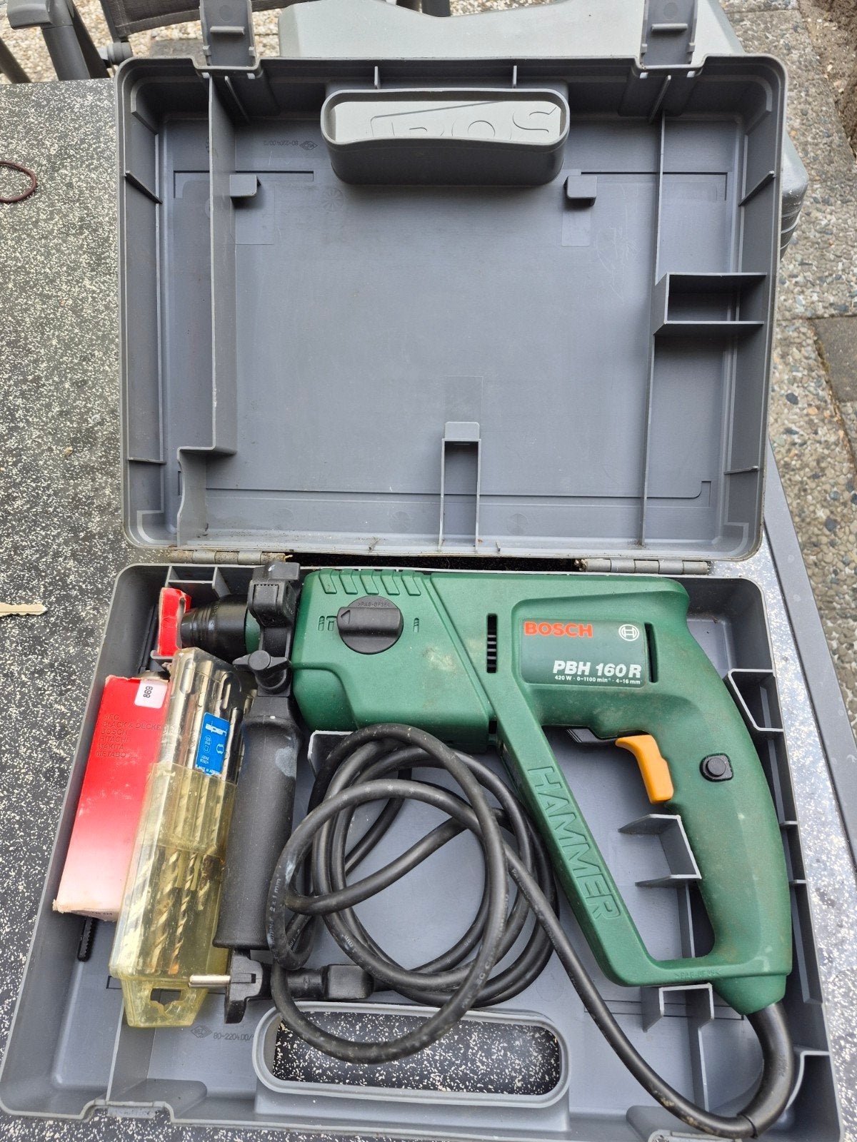 Bosch PBH 160 R Boorhamer met koffer, Gebruikt, Boor- en/of Breekhamer, Ophalen of Verzenden, Minder dan 400 watt