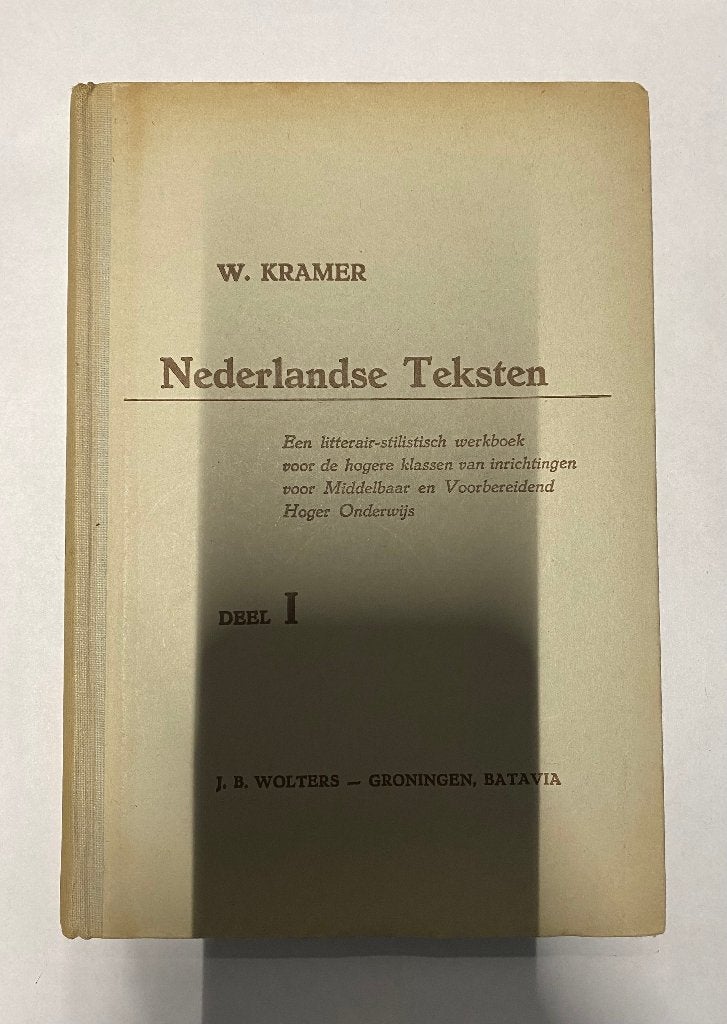 Boek - 800 - Nederlandse Teksten - W. Kramer, Ophalen of Verzenden, Zo goed als nieuw