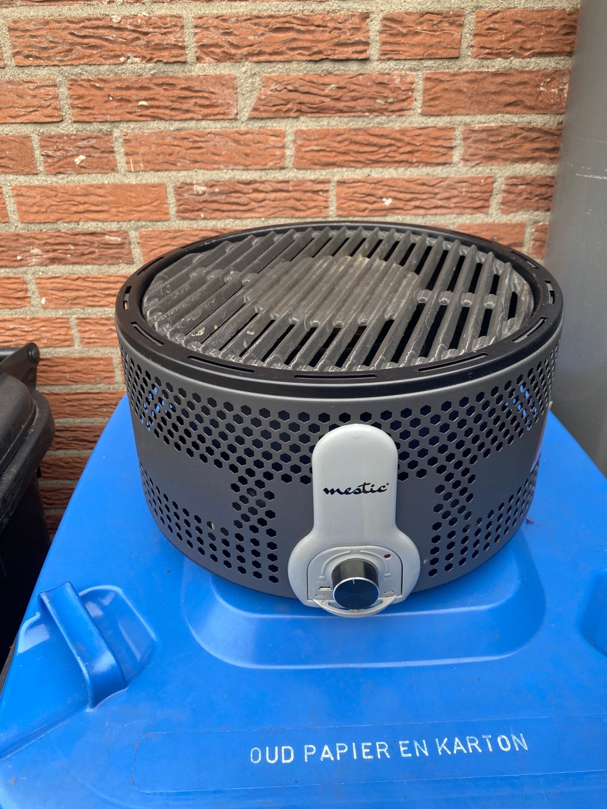 Tafel Barbecue, Ophalen, Zo goed als nieuw
