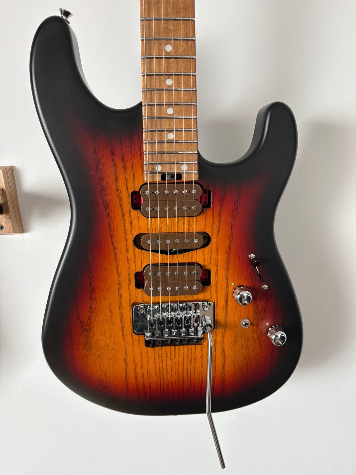 Foto 6 van Charvel Guthrie Govan Made in Japan