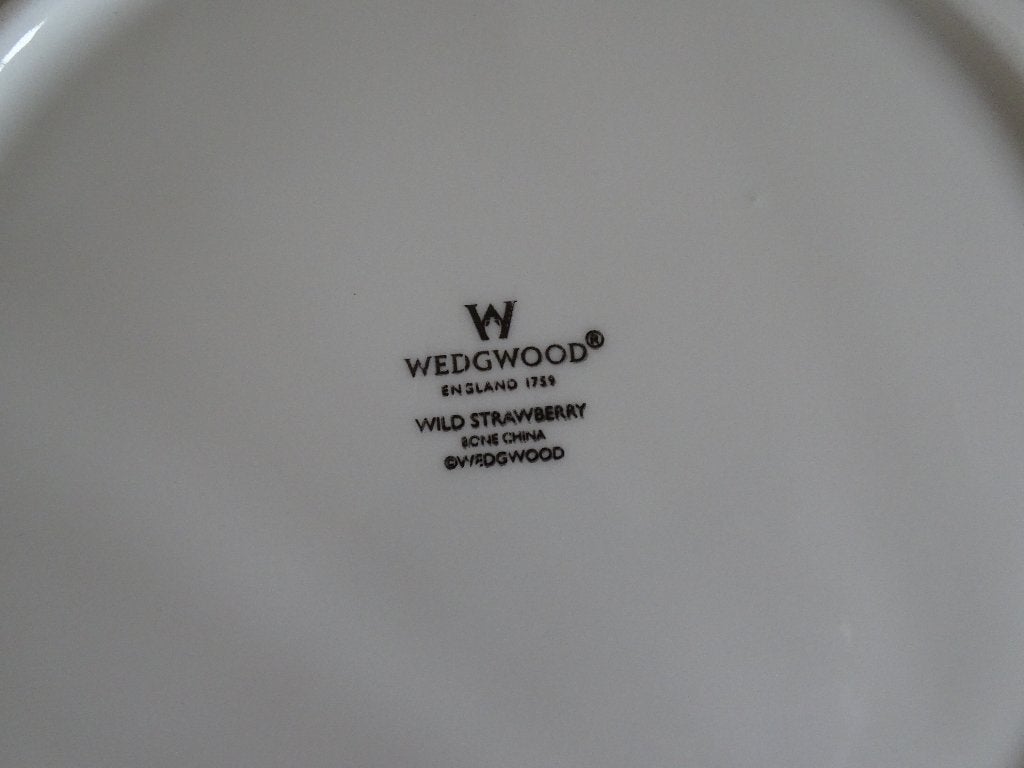 Servies, Wedgwood, WILD STRAWBERRY, zo goed als nieuw, Ophalen of Verzenden