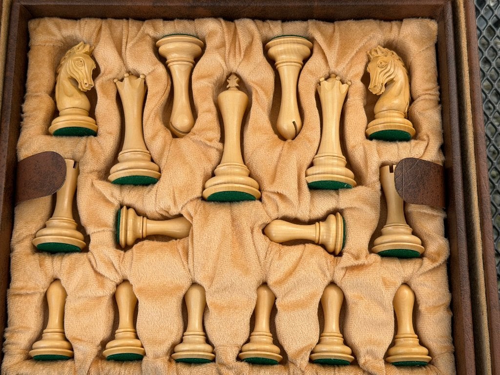 Avant Garde Luxury Staunton schaakset met koffer, Hobby en Vrije tijd, Ophalen of Verzenden, Minder dan 500 stukjes, Nieuw, Schaken