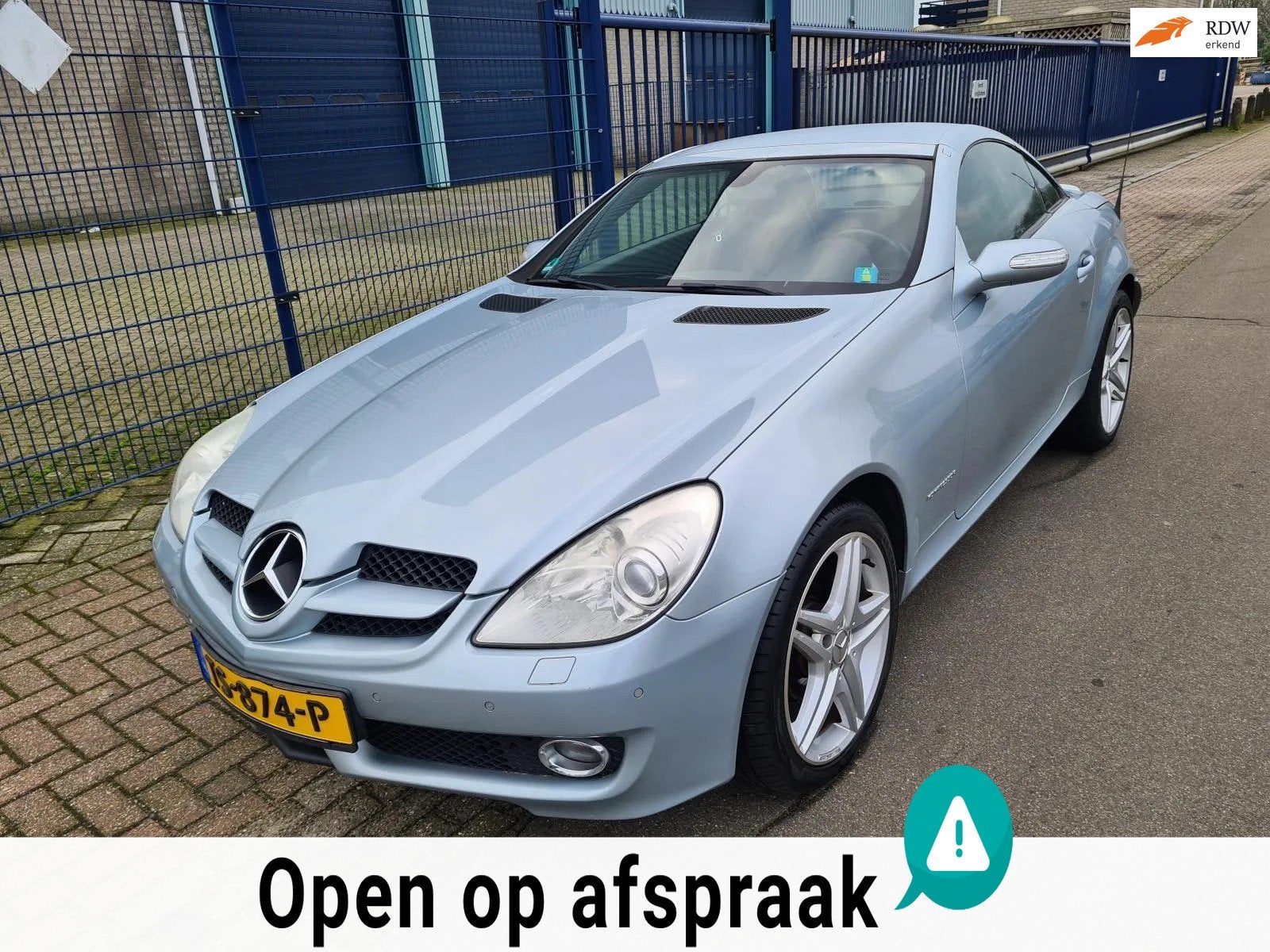 Mercedes-Benz SLK 200 AMG Kompressor*6-BAK*LEER*18 INCH, Zwart, 4 cilinders, Blauw, 1796 cc