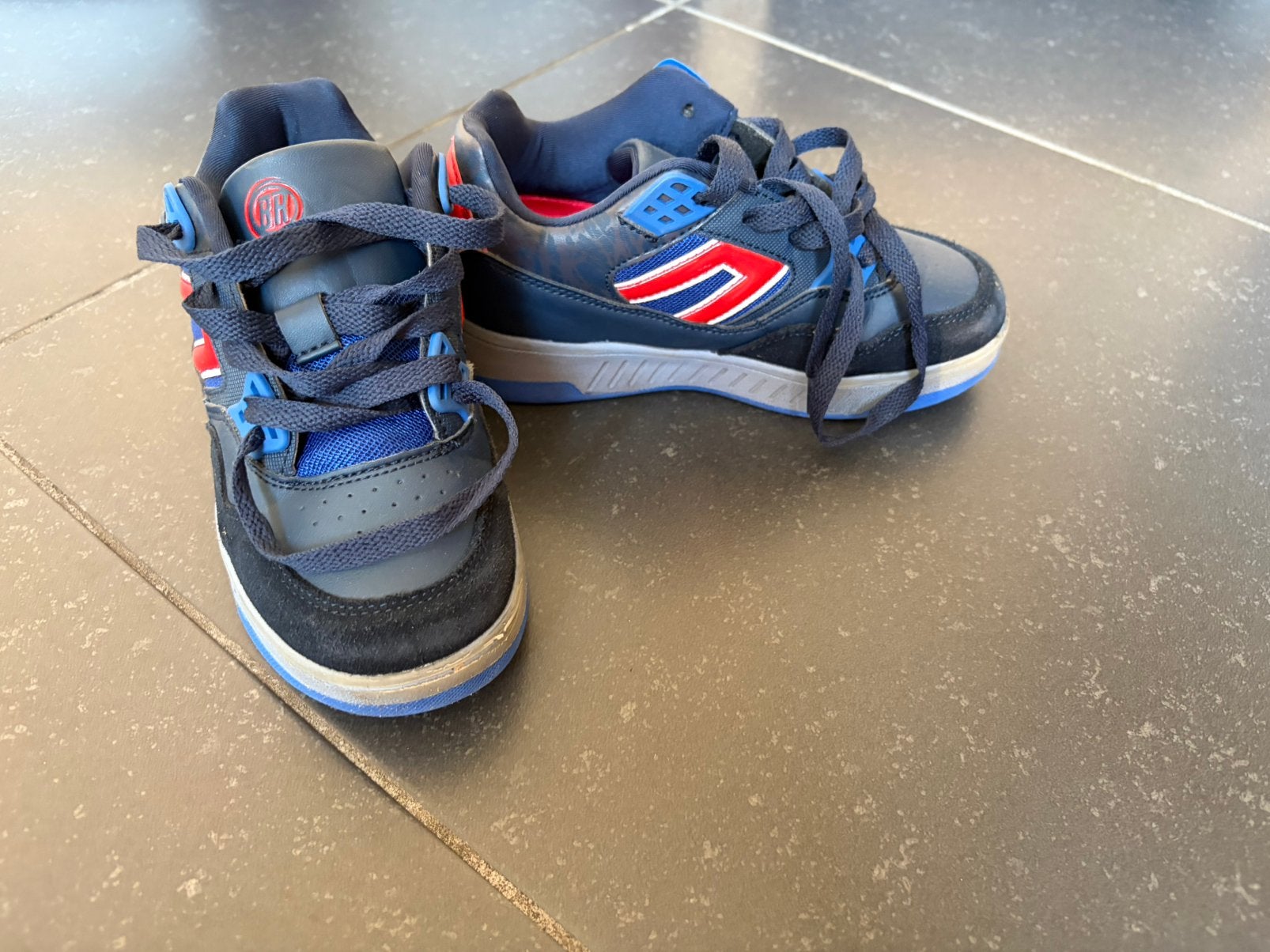 Schoenen met wieltjes, Schoenen, Ophalen of Verzenden, Zo goed als nieuw, Jongen