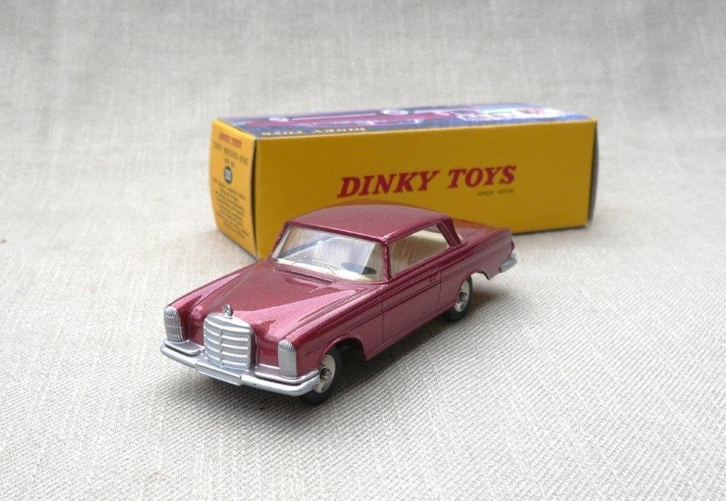 Atlas dinky 533. Mercedes 300se., Hobby en Vrije tijd, Modelauto's | 1:43, Ophalen of Verzenden, Nieuw, Auto, Dinky Toys