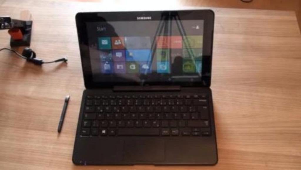 Ativ Smart PC - i5 3317U - SSD - Full HD 2160x1440p + (3G), Computers en Software, Ophalen, 2 tot 3 Ghz, SSD