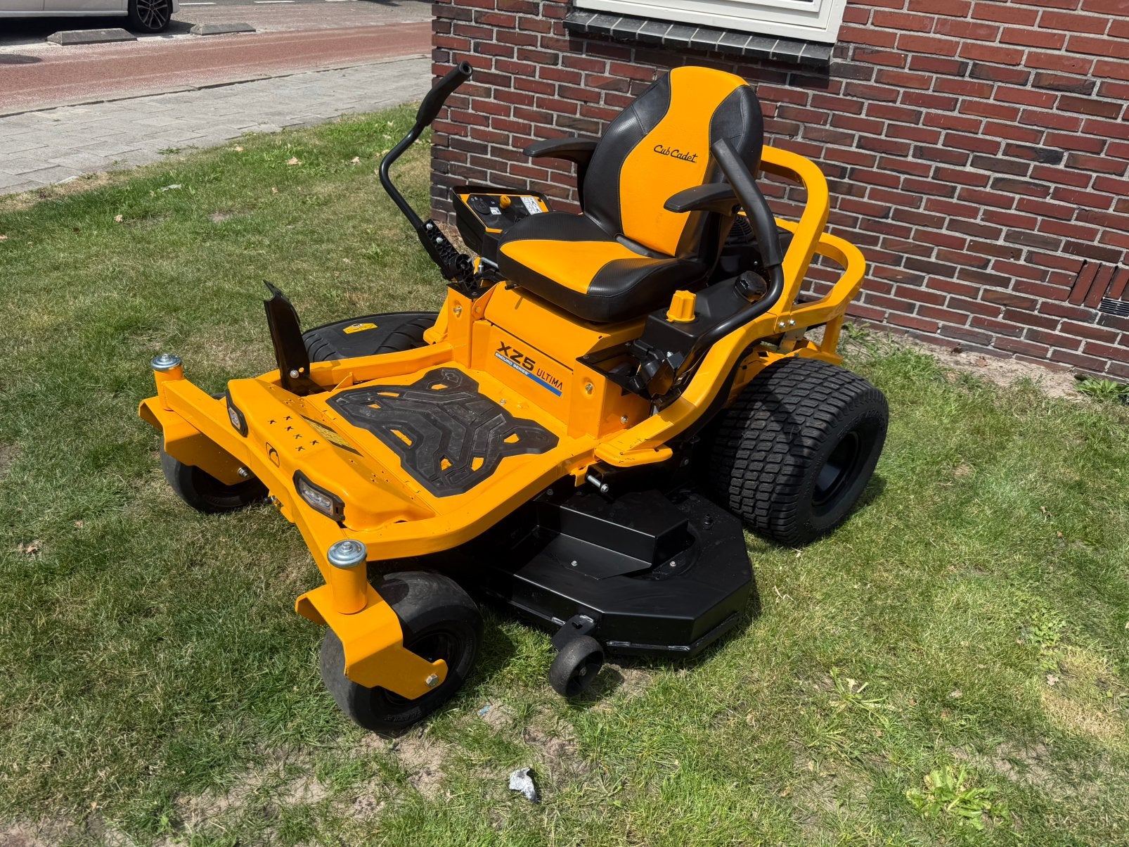 Cub cadet XZ5 L137 Zitmaaier zero-turn zero turn incl btw!, Ophalen of Verzenden, Gebruikt, Elektrische starter, 120 cm of meer