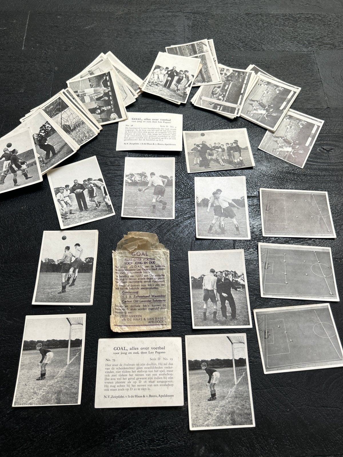 Zeldzame voetbalplaatjes 75 jr oud, Ophalen of Verzenden, Gebruikt, Overige sporten, Poster, Plaatje of Sticker