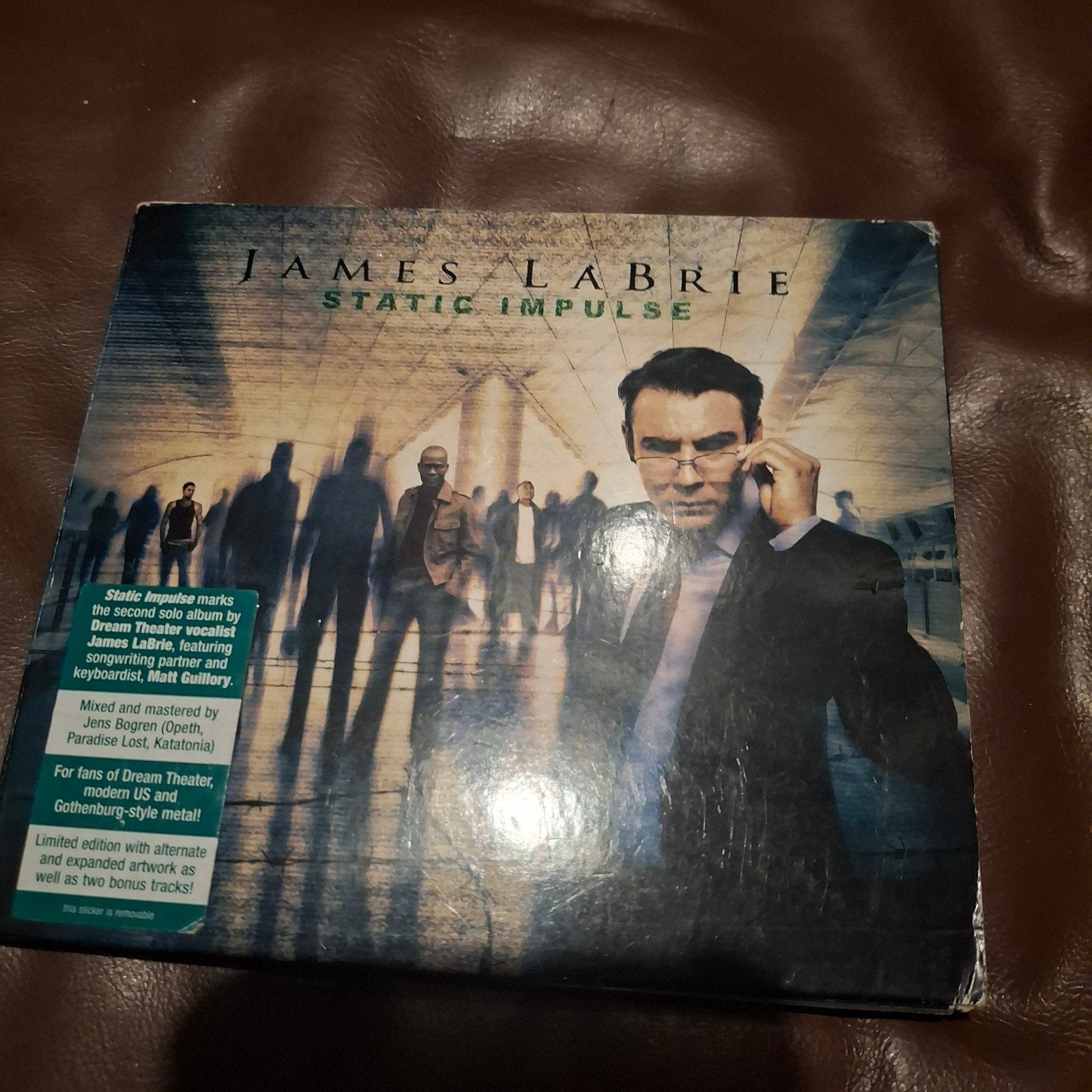 james labrie, Ophalen of Verzenden, Zo goed als nieuw