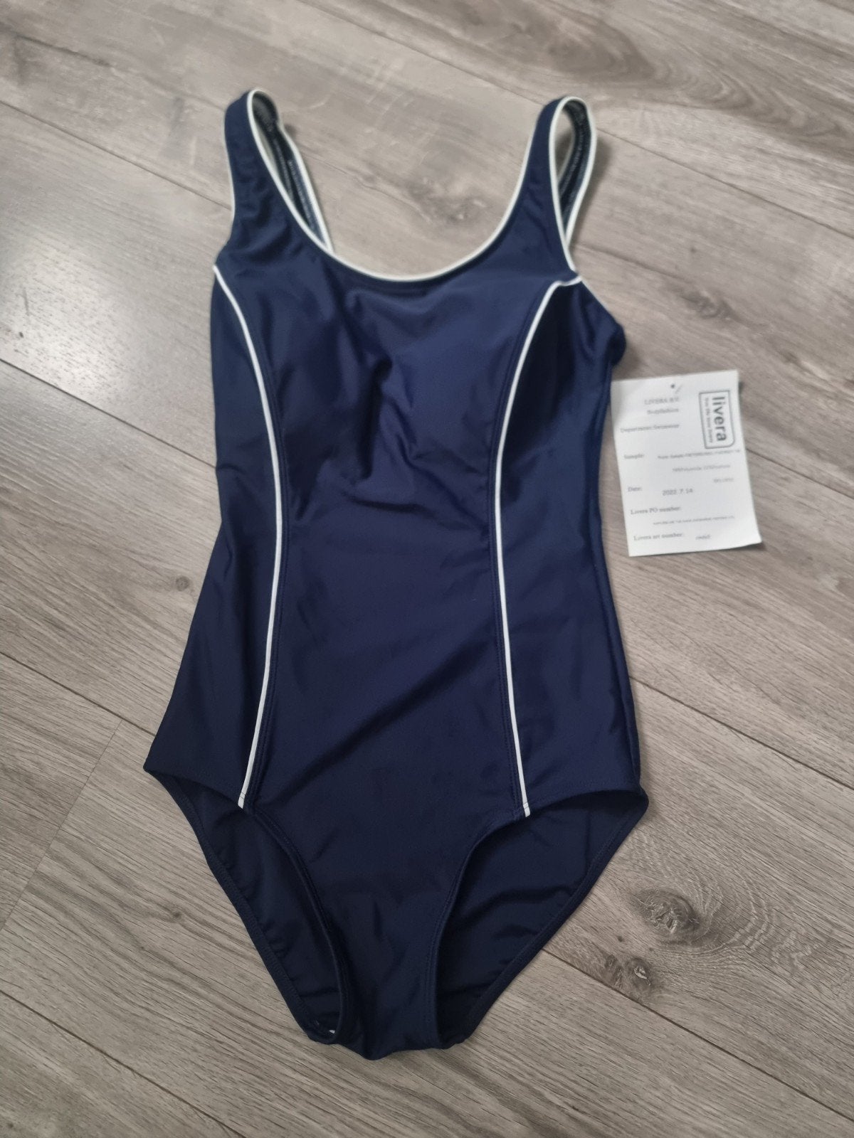 Marineblauw dames badpak Livera, maat 38, Nieuw (AZ4), Kleding | Dames, Badmode en Zwemkleding, Ophalen of Verzenden, Badpak