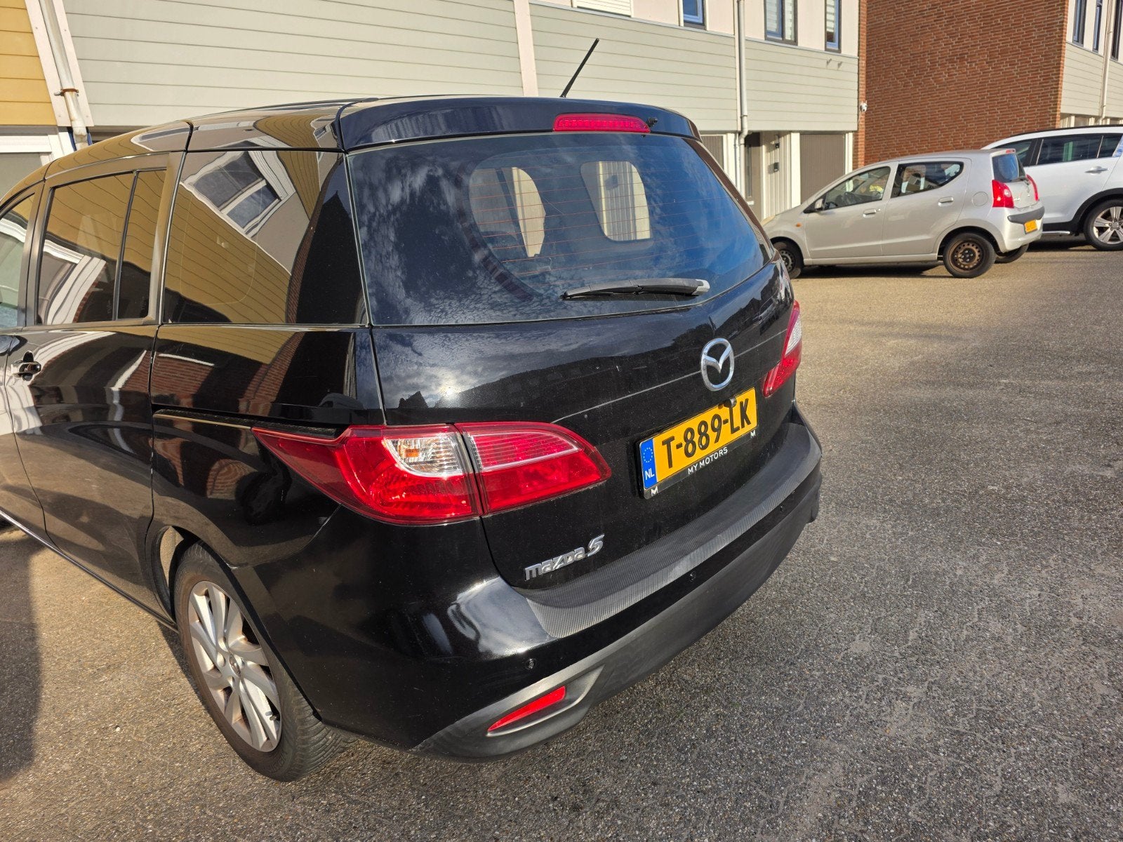 Mazda 5 1.8 115pk 2013 Zwart airco cruise controle, Voorwielaandrijving, 1370 kg, 4 cilinders, 7 stoelen