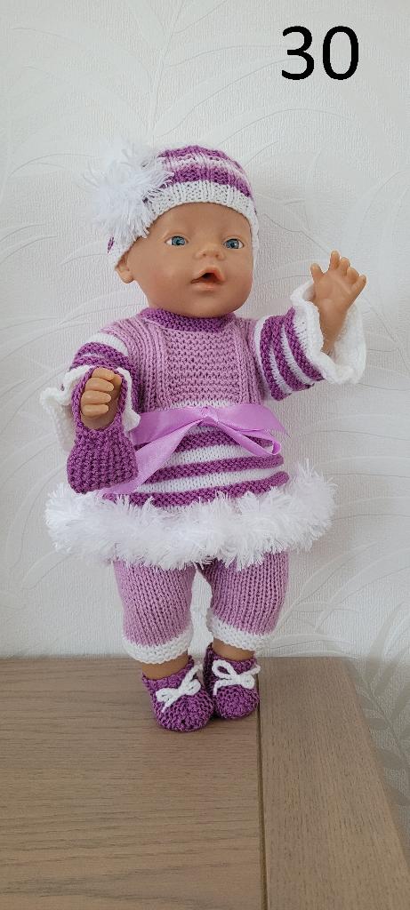 Gebreide kleertjes Baby pop 42 cm Nieuw, Ophalen of Verzenden, Nieuw, Babypop