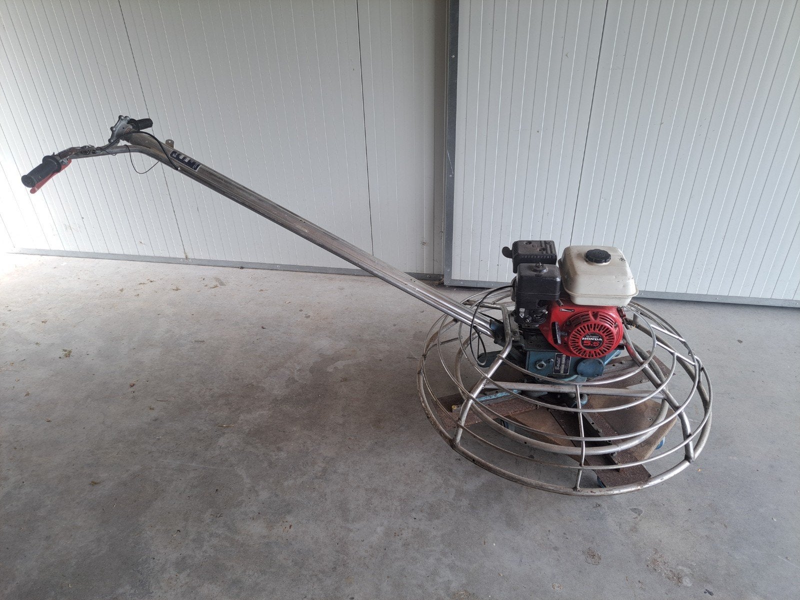 Bartell B446 Betonvlindermachine met Honda GX160 motor, Ophalen