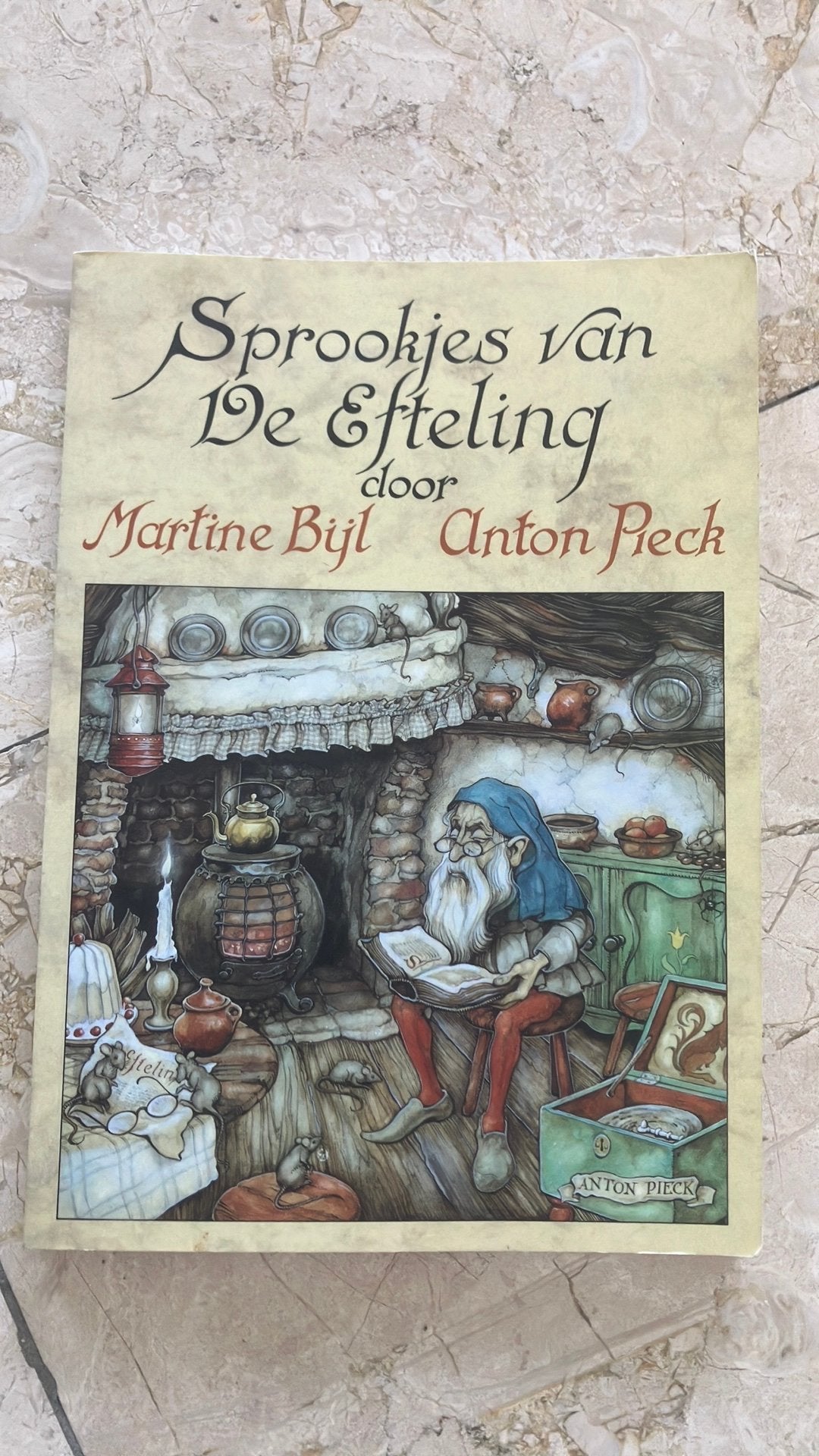 Sprookjes van De Efteling door Martine Bijl Anton Pieck, Ophalen of Verzenden, Zo goed als nieuw