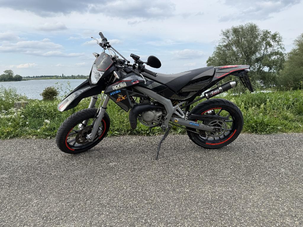 Aprilia sx 50, Ophalen, 6 versnellingen, Gebruikt, Maximaal 45 km/u
