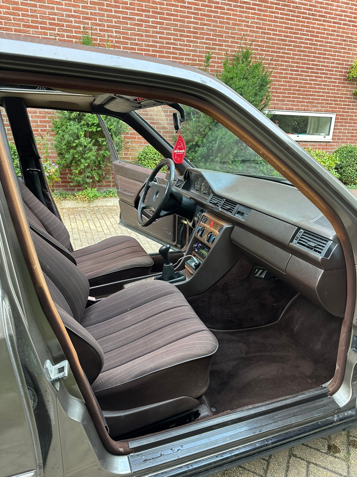 Mercedes-Benz W124 250D - 5 Cilinder - Belastingvrij - UNIEK, foto 12