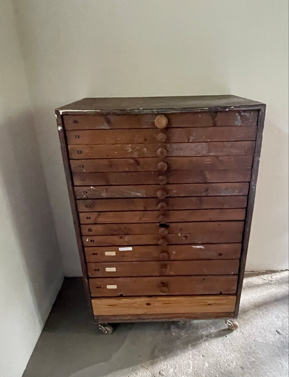 Vintage houten ladekast / archiefkast, Ophalen