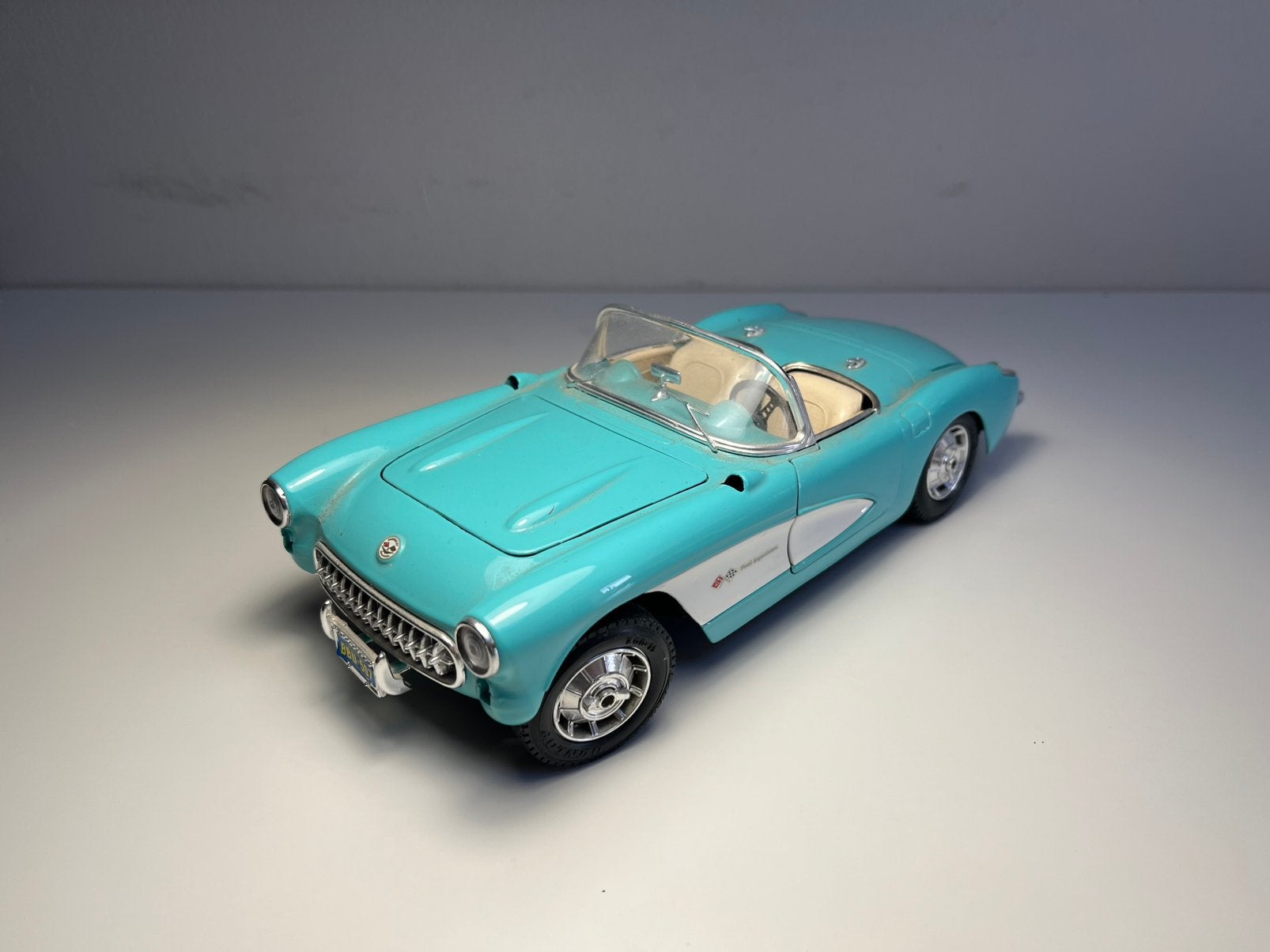 Bburago - Chevrolet Corvette - Schaal 1:18, Hobby en Vrije tijd, Ophalen of Verzenden, Gebruikt, Auto, Bburago