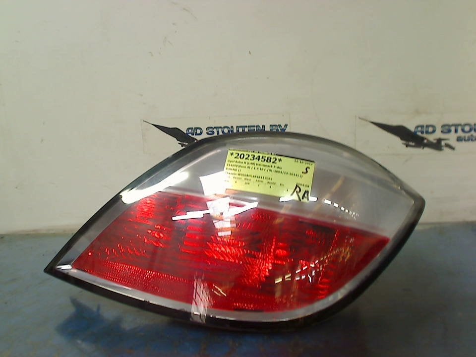 Achterlicht Rechts Opel Astra H (L48) (2004-03/2010-10), Gebruikt, Bahnhofsplatz, Rüsselsheim am Main 65423, , Duitsland, Opel