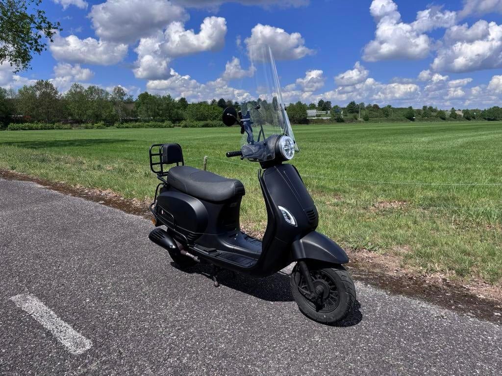 Senzo scooter 2022 | Geel kenteken, Ophalen, Maximaal 45 km/u, Benzine