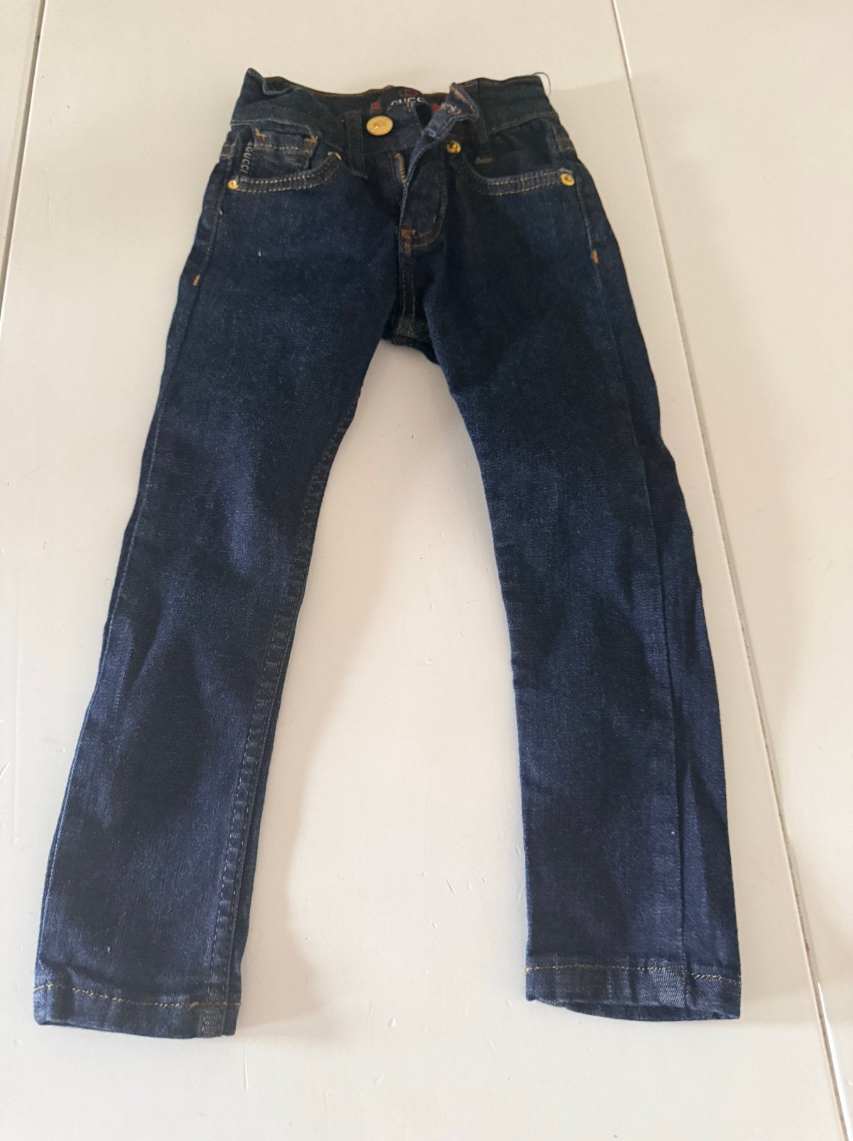 Gucci spijkerbroekje mt 92 origineel, Ophalen, Zo goed als nieuw, Meisje, Broek