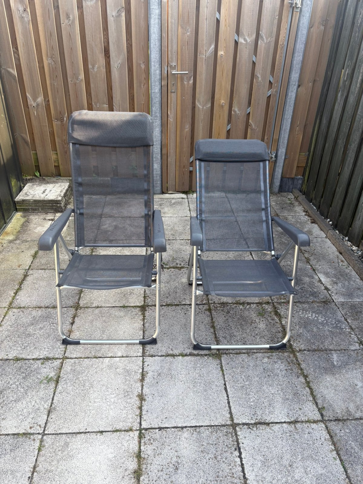 2 Verstelbare Tuinstoelen / Klapstoelen – Zeer nette staat, Ophalen, Zo goed als nieuw, Campingstoel