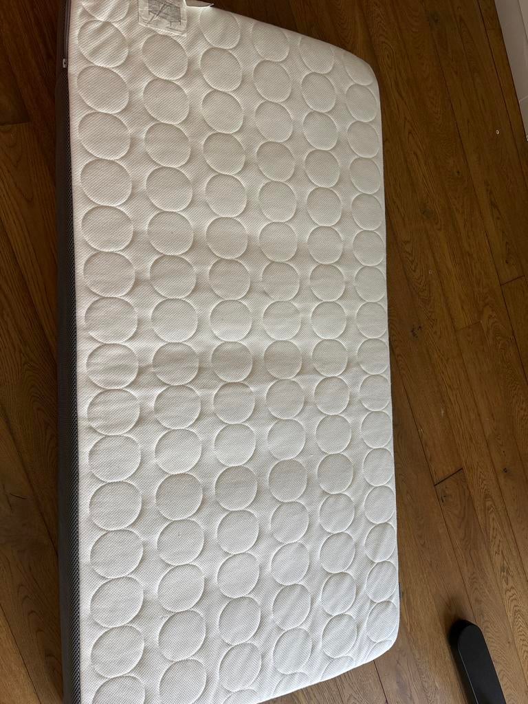 Ikea himlavalv kindermatras - zo goed als nieuw, Ophalen, Gebruikt, Minder dan 140 cm, Matras