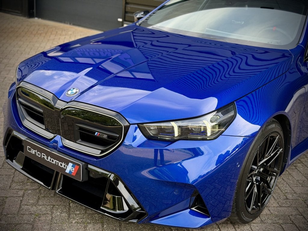 BMW 5 Serie Touring M5 PANO|B&W|HUD|STOELVENT|360|PPF, Auto's, BMW, Automaat, Gebruikt, 2000 kg, 5-Serie