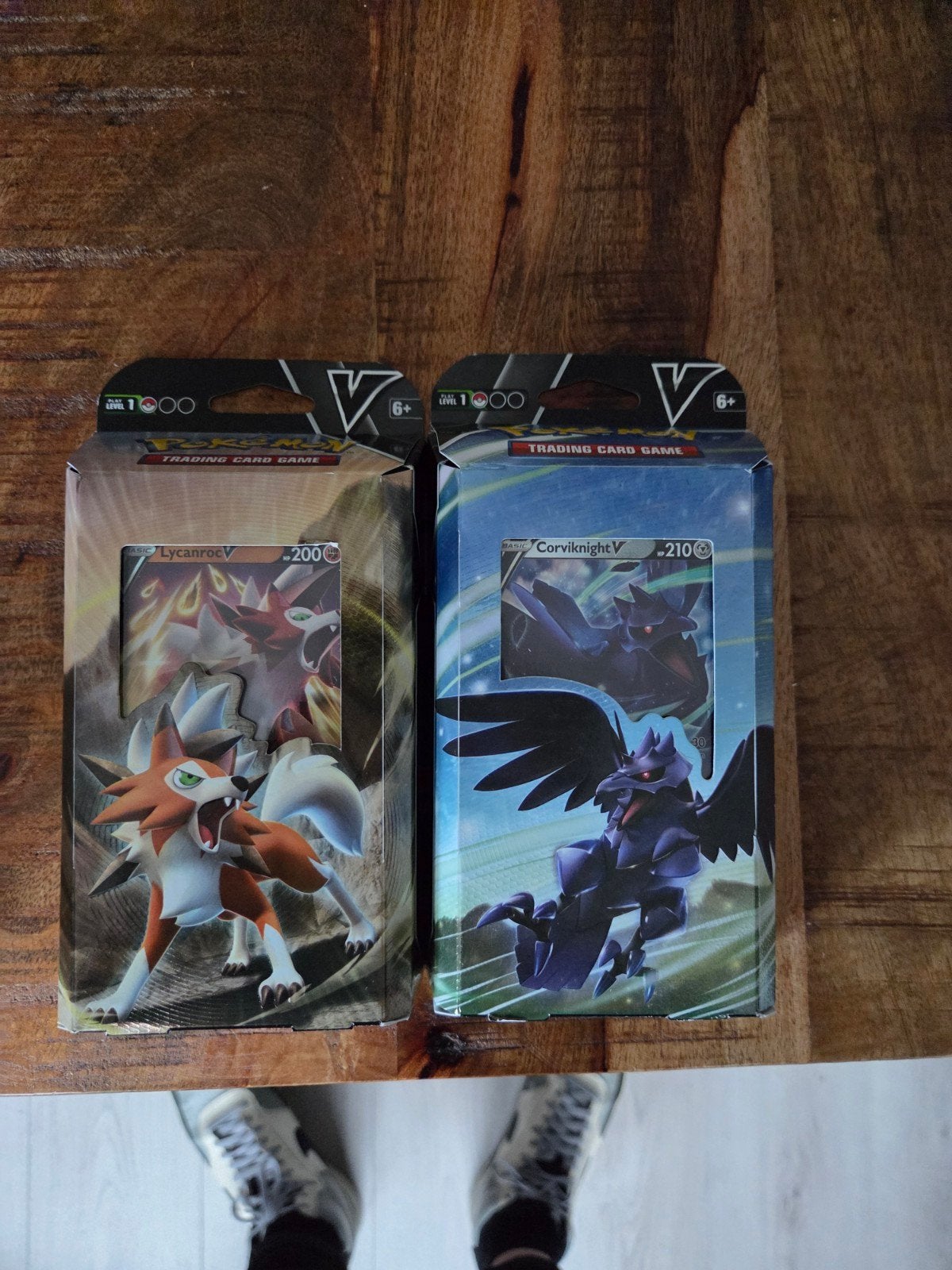 Pokémon TCG Lycanroc V & Corviknight V Battle Decks, Ophalen of Verzenden