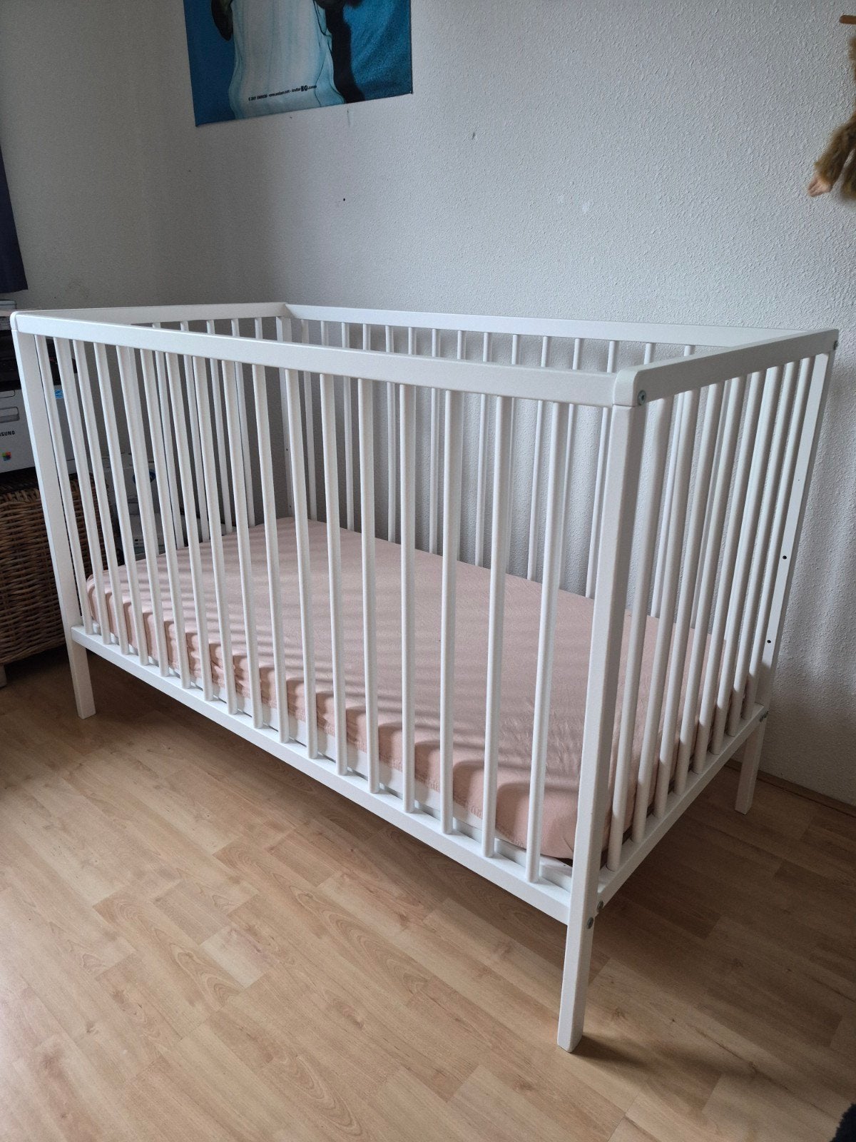 Wit ledikant met matras - Zo goed als nieuw, Ophalen of Verzenden, Zo goed als nieuw, Ledikant